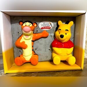 Disney Winnie the Pooh and Tigger NIB Salt and Pepper Shakers!!! Too Adorable!